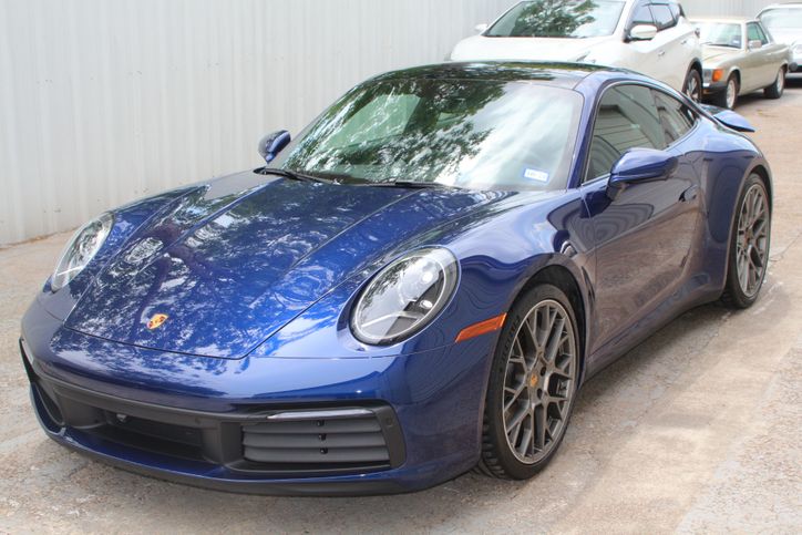 2022 Porsche 911 Carrera