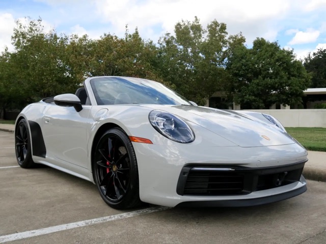 2020 Porsche 911 Carrera 4S Cabriolet